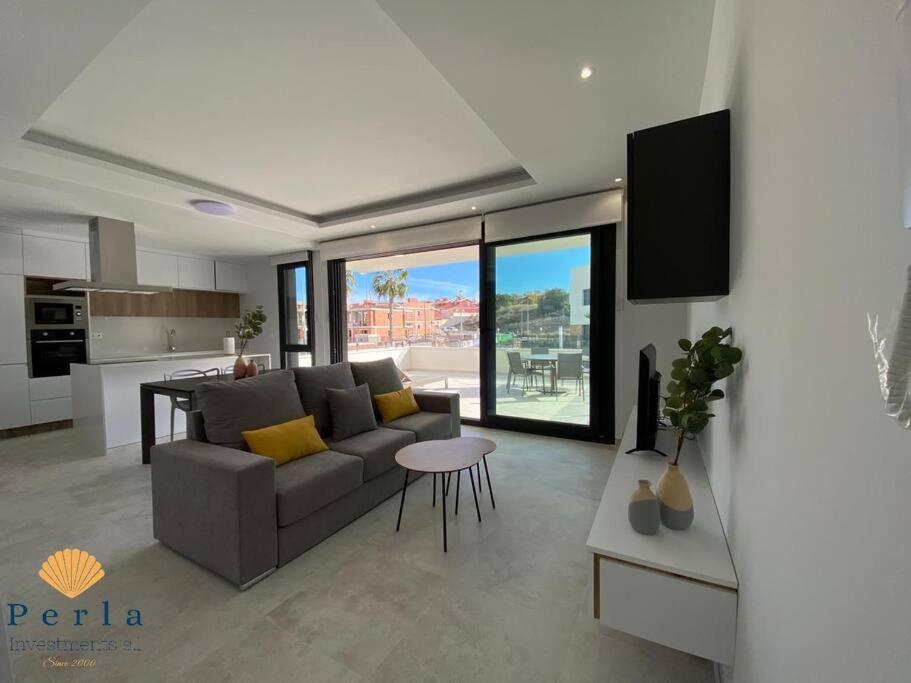 Beautiful New South Facing Bungalow With Large Terrace Dehesa de Campoamor  Ngoại thất bức ảnh